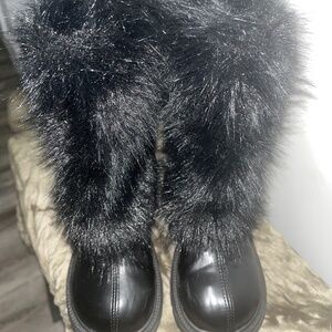 Black Furry Diva Boots
